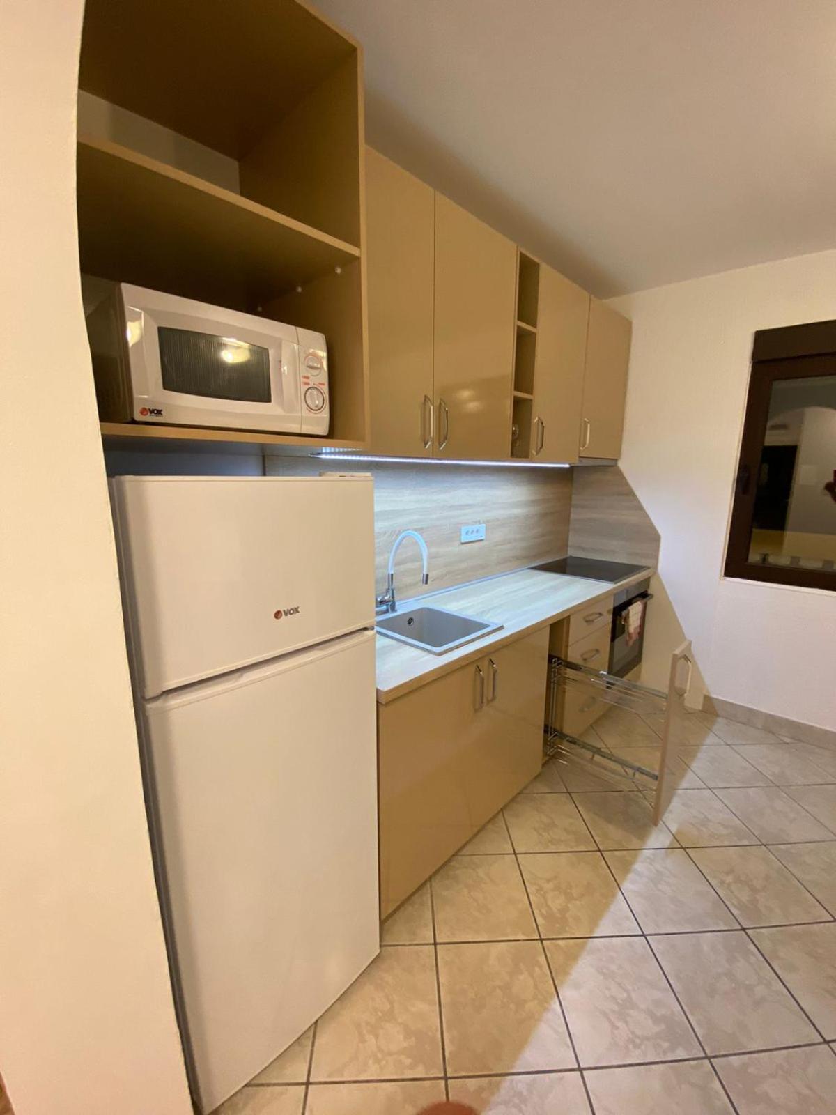 Apartmani Lime Petrovac Exterior photo