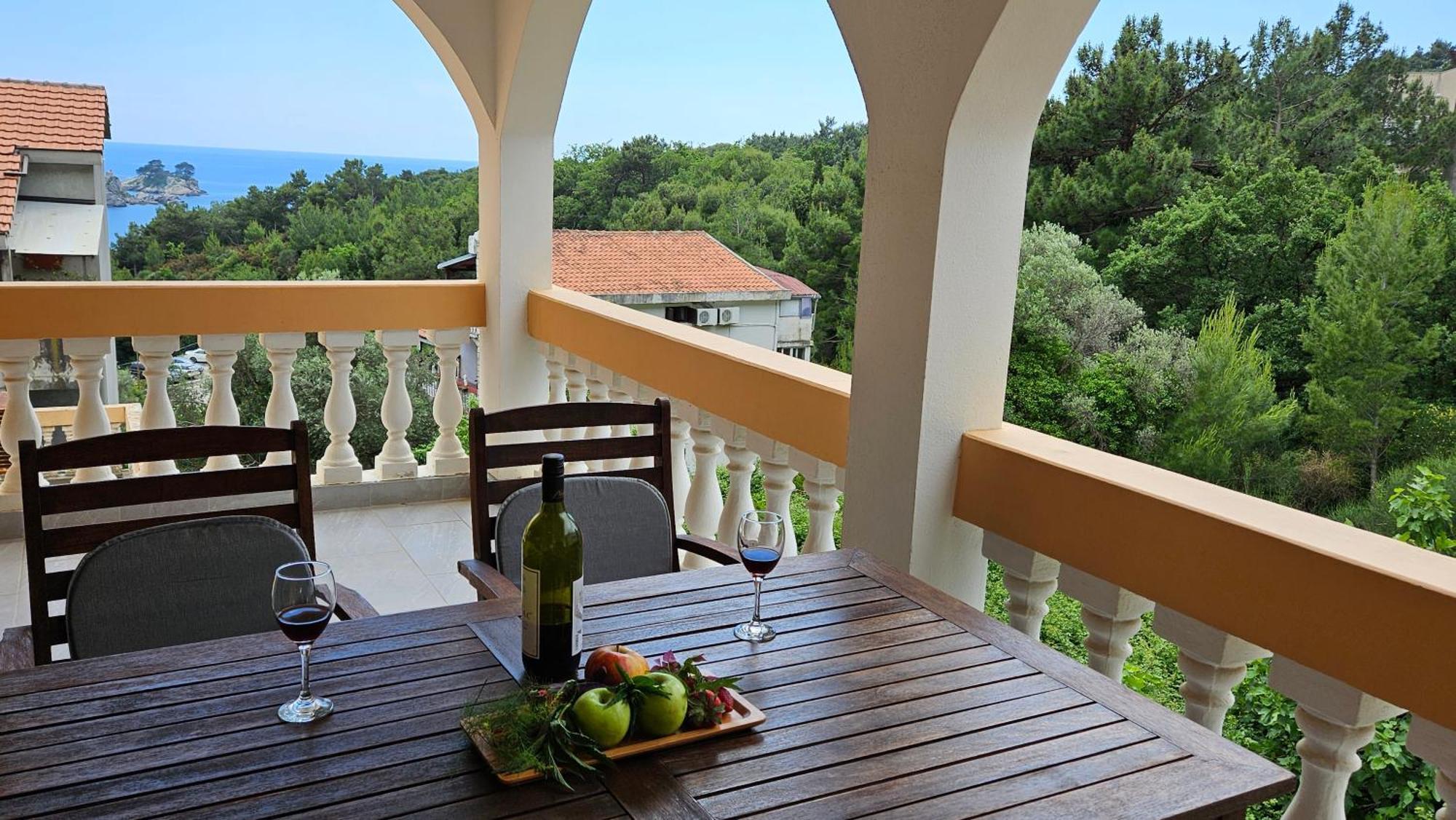 Apartmani Lime Petrovac Exterior photo